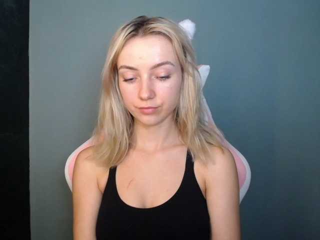 LuciaGlow live cam on BongaCams