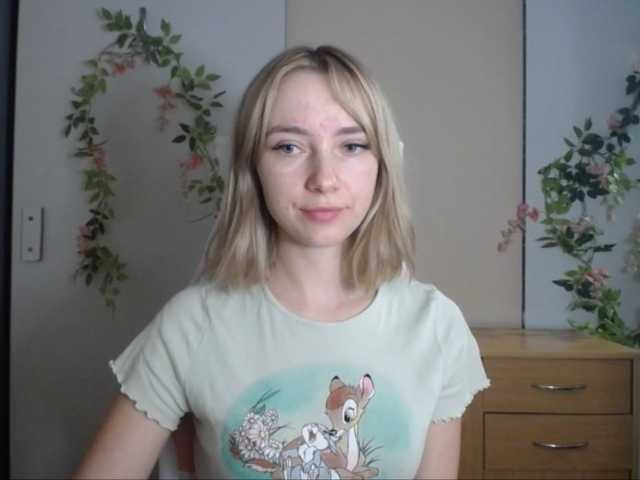 LuciaGlow live cam on BongaCams
