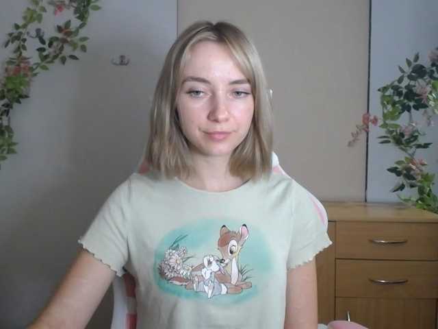 LuciaGlow live cam on BongaCams