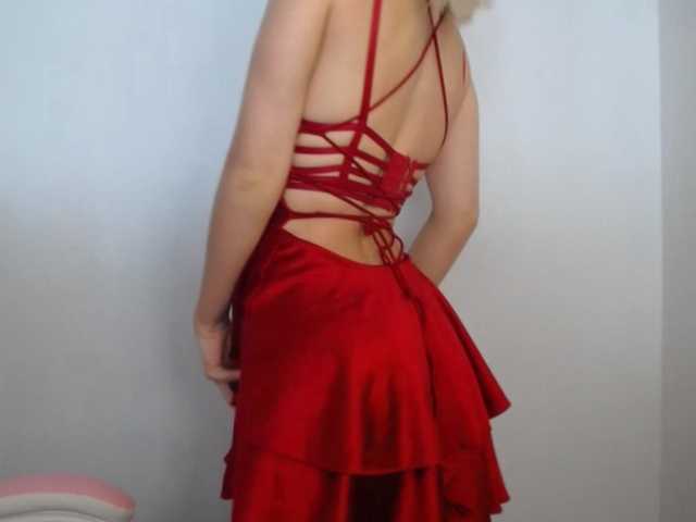 LuciaGlow live webcam show