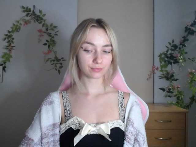 LuciaGlow live cam on BongaCams
