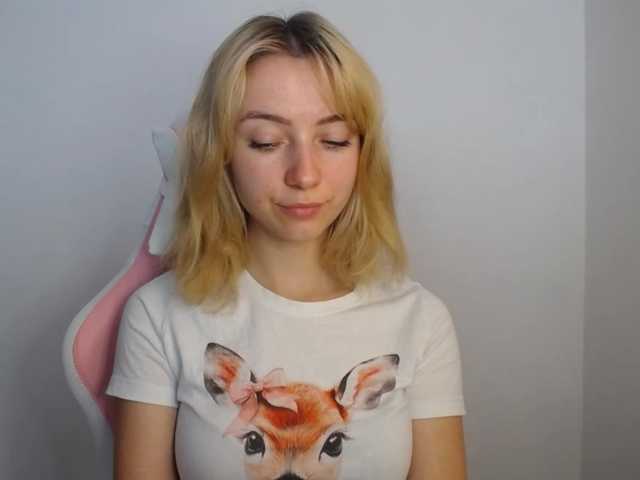 LuciaGlow live cam on BongaCams