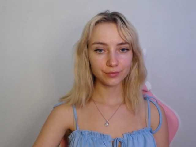 LuciaGlow live cam on BongaCams