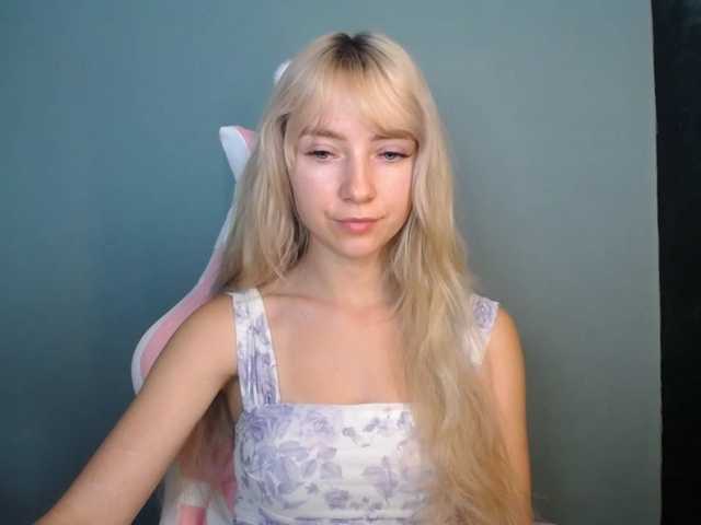LuciaGlow live cam on BongaCams