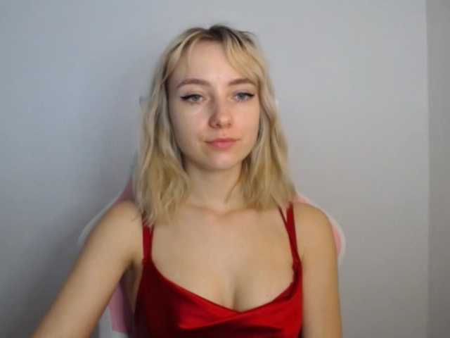 LuciaGlow live cam on BongaCams