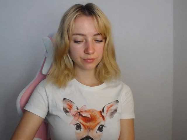 LuciaGlow live cam on BongaCams