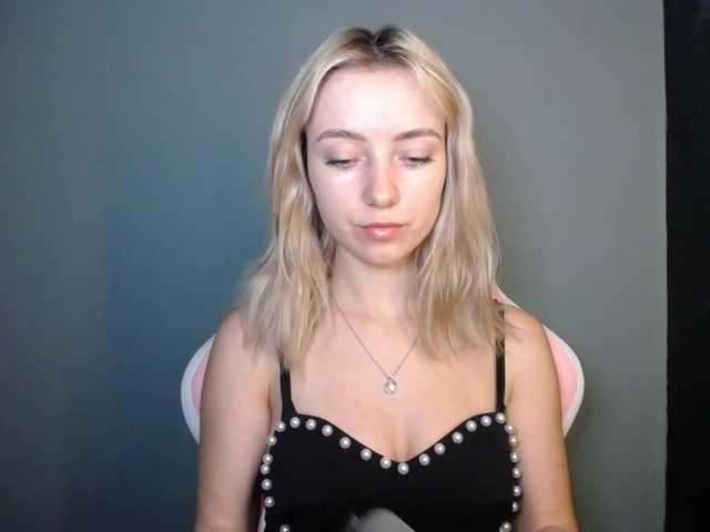 LuciaGlow live cam on BongaCams