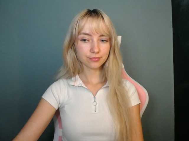 LuciaGlow live cam on BongaCams
