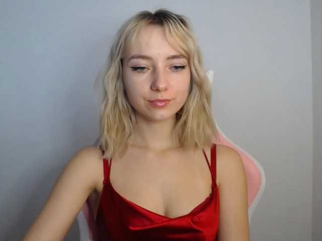LuciaGlow live cam on BongaCams