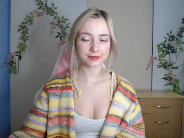 LuciaGlow live cam on BongaCams