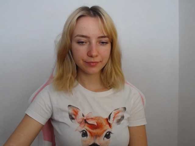 LuciaGlow live cam on BongaCams