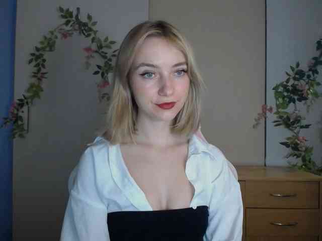 LuciaGlow