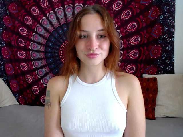 AdalynFlirt live webcam show