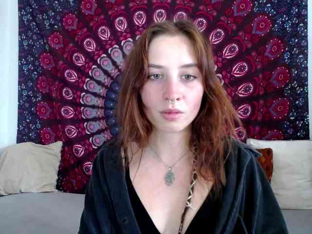 AdalynFlirt webcam