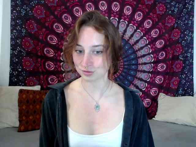 AdalynFlirt webcam