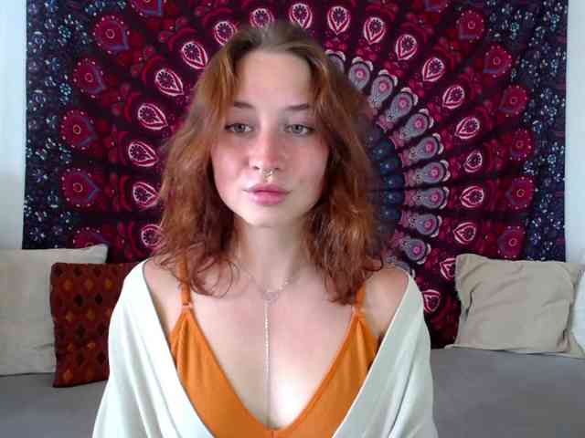 AdalynFlirt webcam