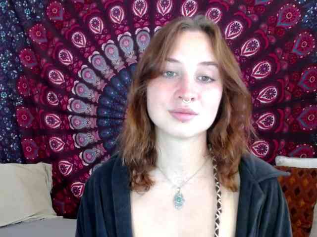 AdalynFlirt webcam