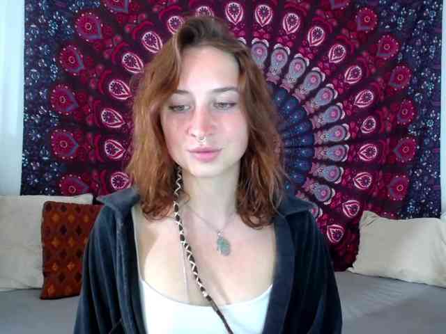 AdalynFlirt webcam
