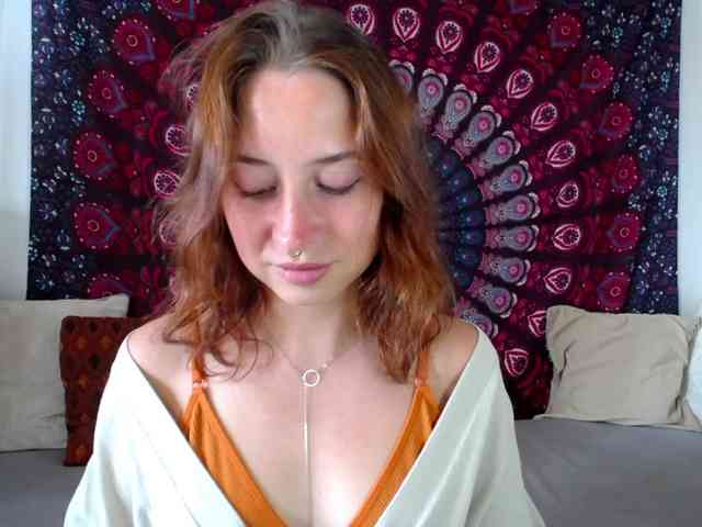 AdalynFlirt webcam