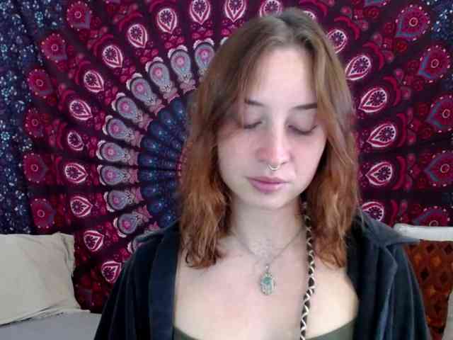 AdalynFlirt webcam