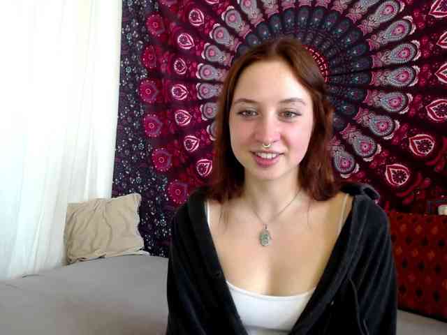 AdalynFlirt webcam