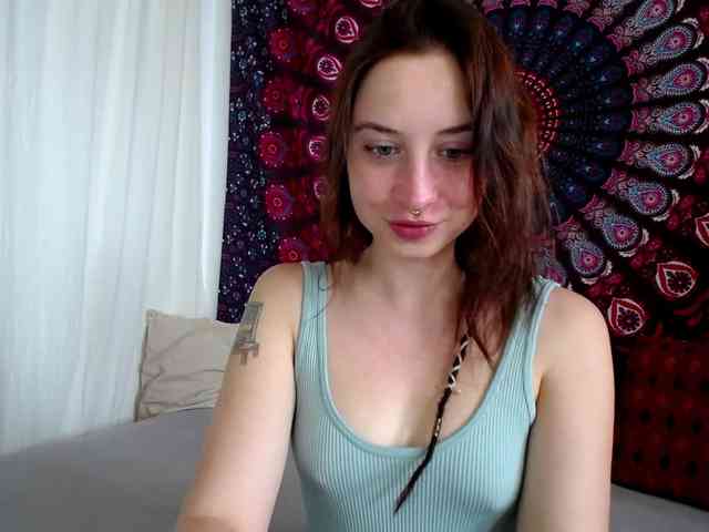 AdalynFlirt webcam