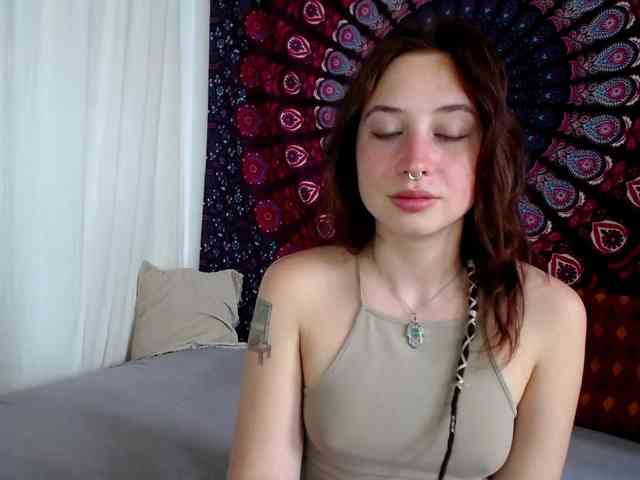 AdalynFlirt webcam