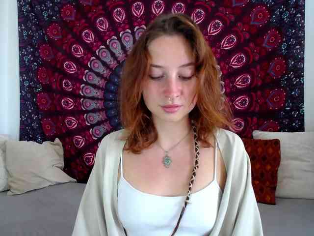 AdalynFlirt webcam