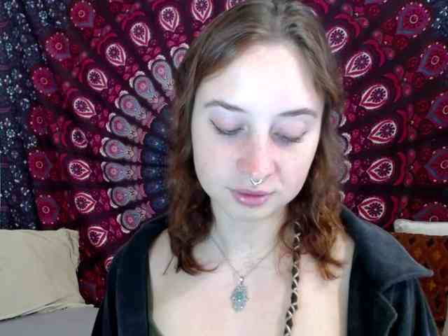 AdalynFlirt webcam