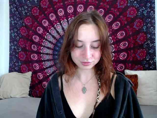 AdalynFlirt webcam