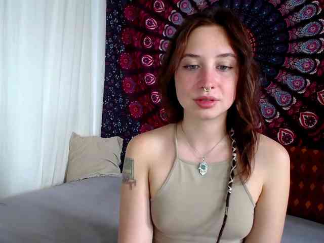 AdalynFlirt webcam