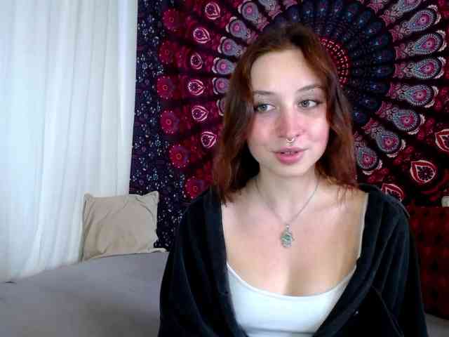 AdalynFlirt webcam