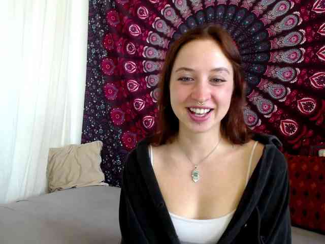AdalynFlirt webcam