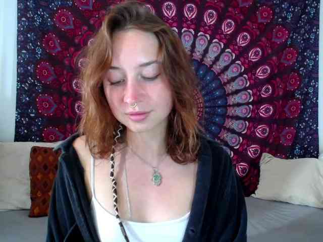 AdalynFlirt webcam