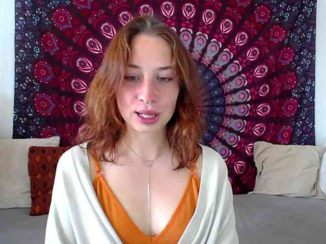 AdalynFlirt webcam