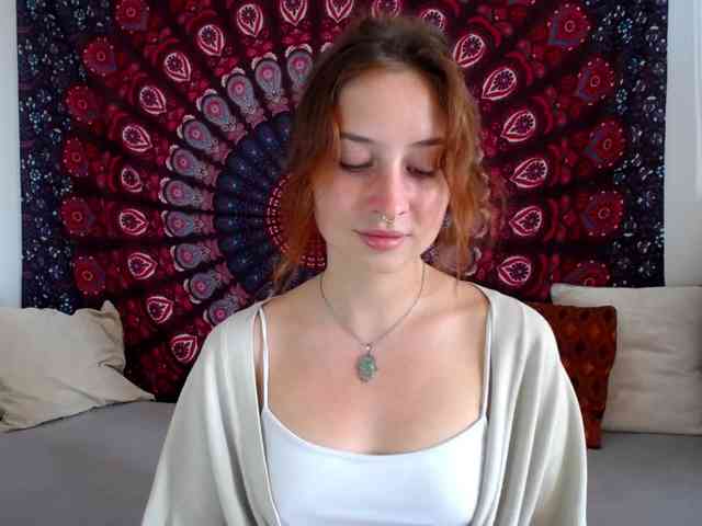 AdalynFlirt webcam