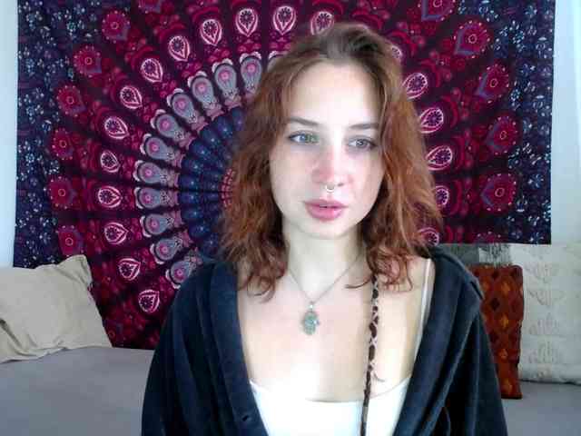 AdalynFlirt webcam