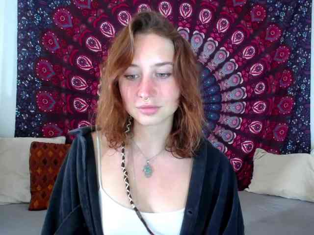 AdalynFlirt webcam