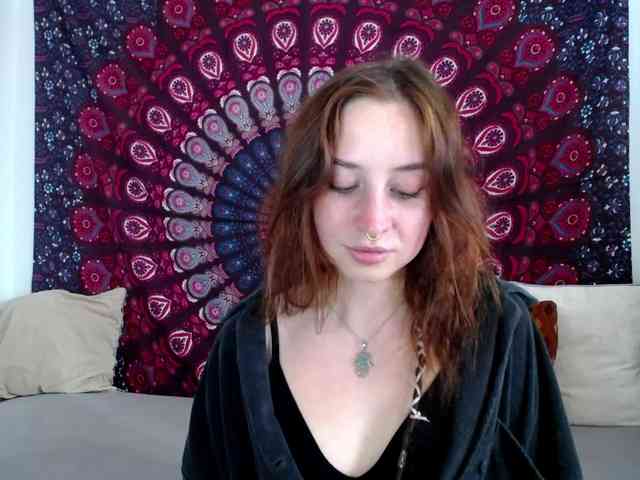 AdalynFlirt webcam