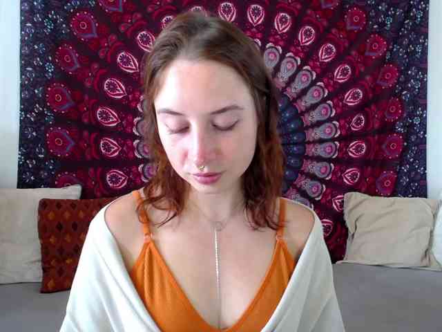 AdalynFlirt webcam