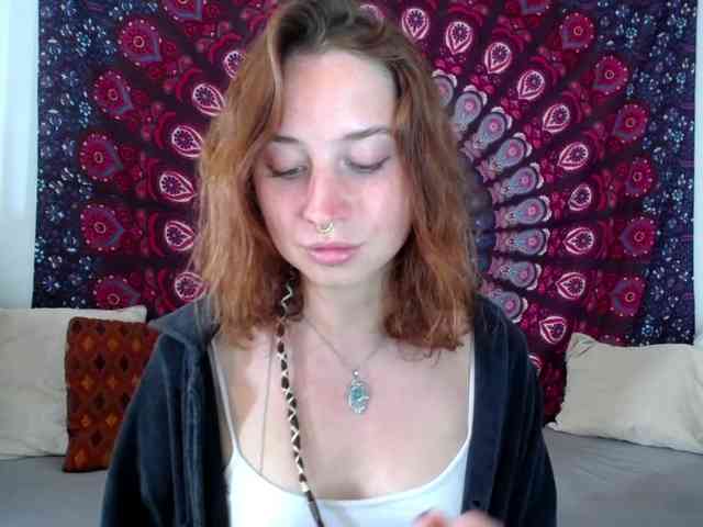AdalynFlirt webcam