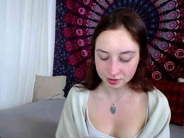 AdalynFlirt webcam