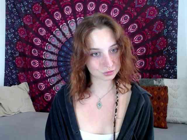AdalynFlirt webcam