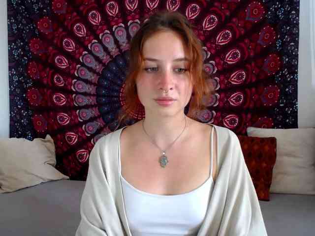 AdalynFlirt webcam