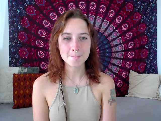 AdalynFlirt webcam