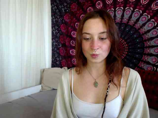 AdalynFlirt webcam
