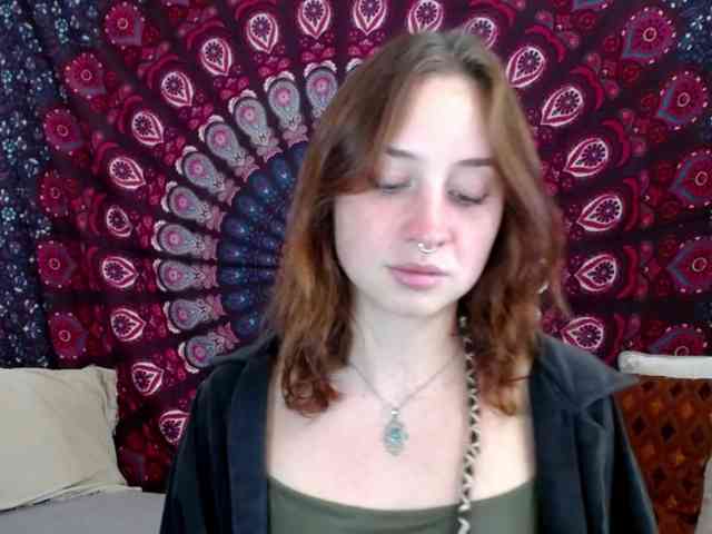 AdalynFlirt webcam