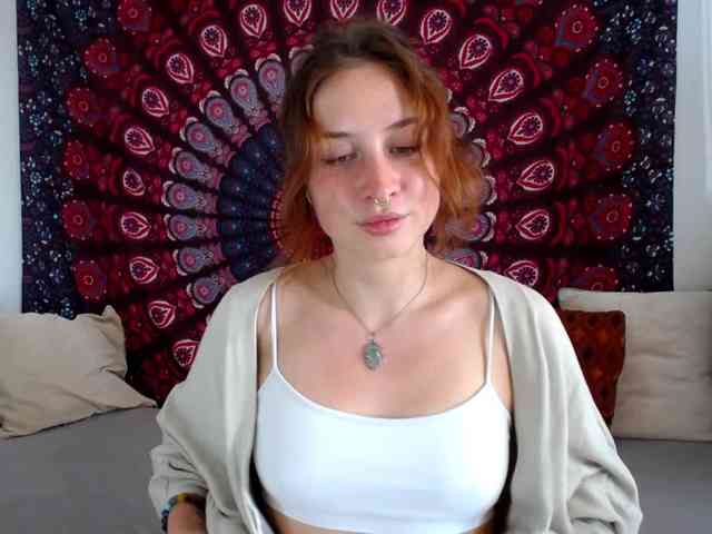 AdalynFlirt webcam