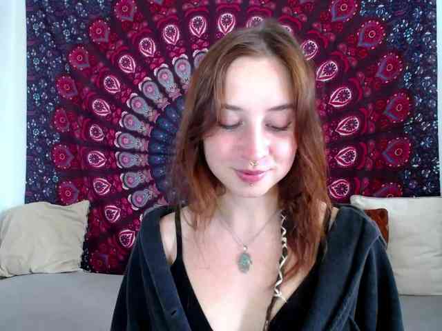 AdalynFlirt webcam