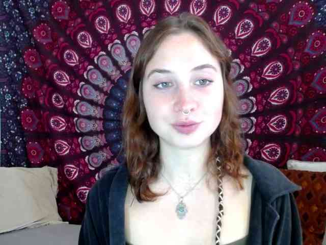 AdalynFlirt webcam